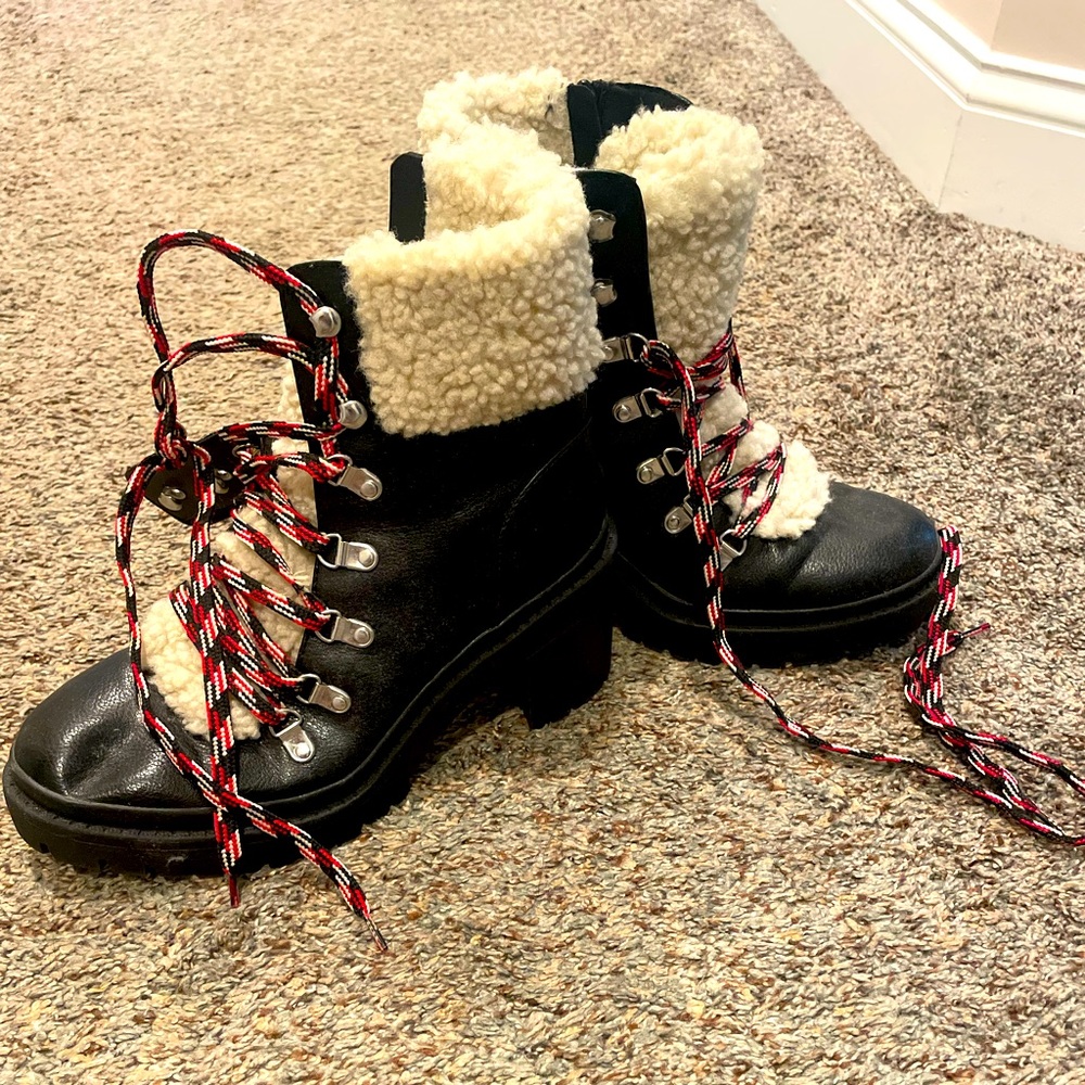 Size 8.5